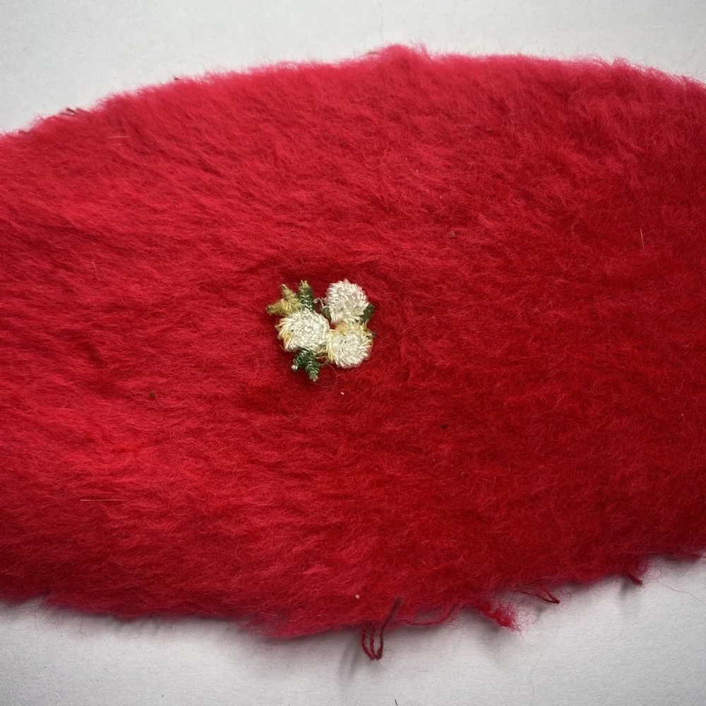 VINTAGE 1960'S BARBIE SUZY GOOSE RED FUR OVAL‎ RUG FOR BARBIE DOLL